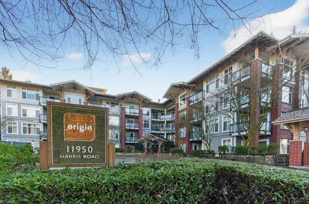 Condo for sale at 201 11950 Harris Road Pitt Meadows British Columbia - MLS: R3081326