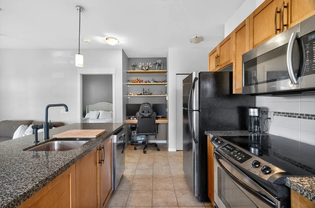 201 11950 HARRIS ROAD, Pitt Meadows BC V3Y 0B7, Pitt Meadows BC — Residential for Sale - Photo 3