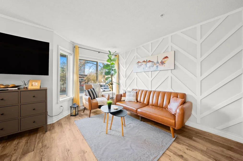 Condo for sale at 201 12110 80 Avenue Surrey British Columbia - MLS: R3083085