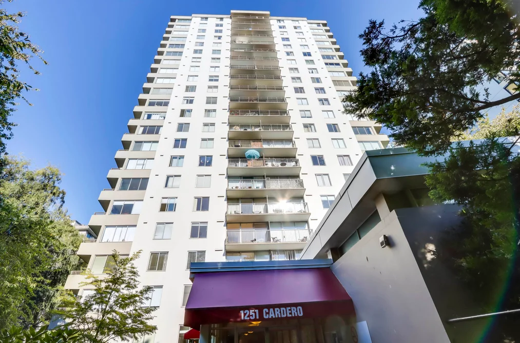 201 1251 CARDERO STREET, Vancouver BC V6G 2H9, Vancouver BC — Residential for Sale - Photo 3