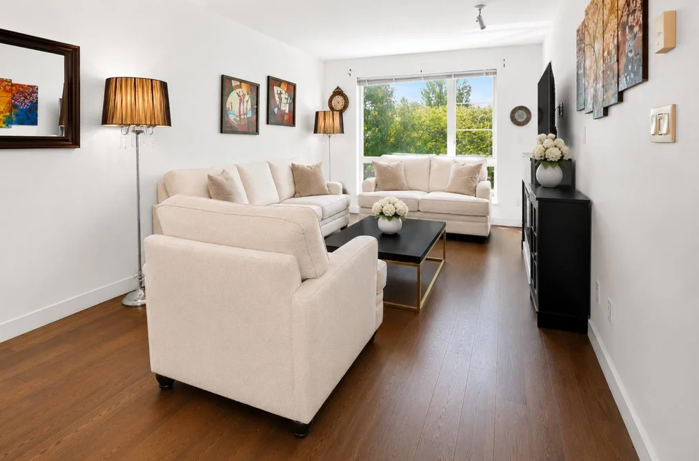 201 1330 MARINE DRIVE, North Vancouver BC V7P 1T4, North Vancouver BC — Residential for Sale - Photo 4