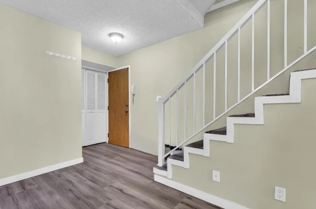 201 13316 71B AVENUE, Surrey BC V3W 7Z4, Surrey BC — Residential for Sale - Photo 4