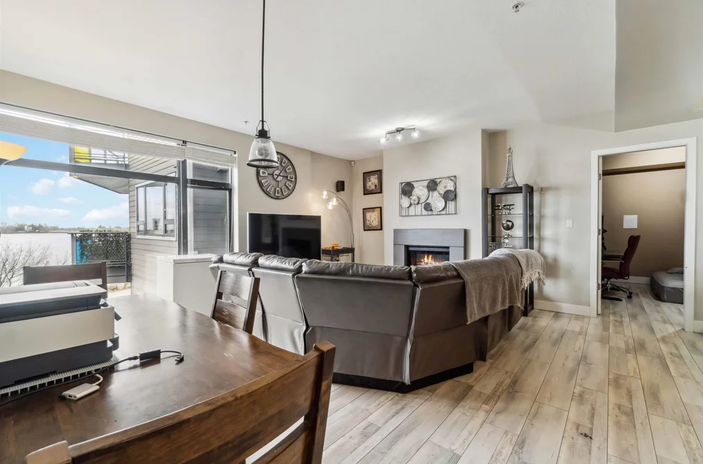 201 14300 RIVERPORT WAY, Richmond BC V6W 0A4, Richmond BC — Residential for Sale - Photo 4