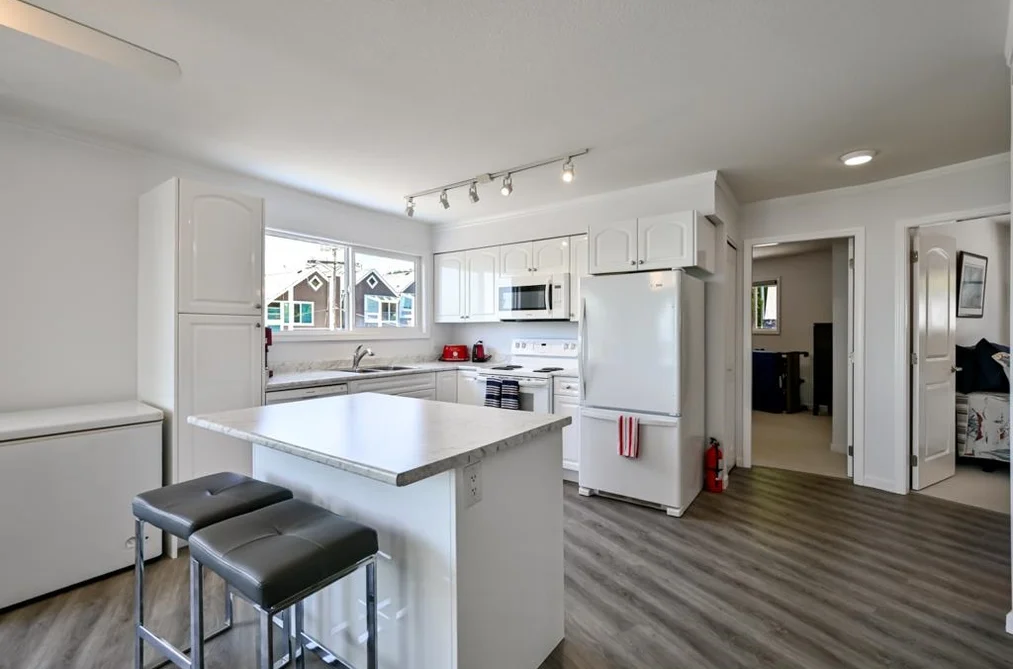 201 14881 MARINE DRIVE, White Rock BC V4B 1C2, White Rock BC — Residential for Sale — Photo 16 of 34