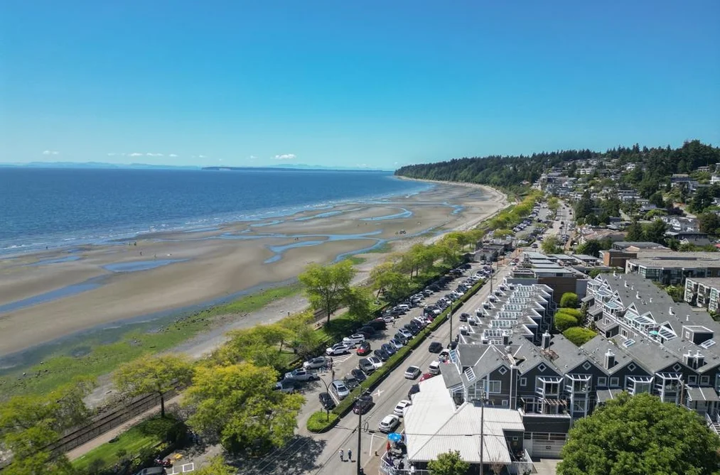 201 14881 MARINE DRIVE, White Rock BC V4B 1C2, White Rock BC — Residential for Sale - Photo 2