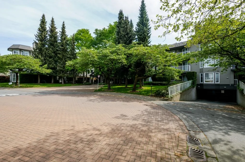 201 15150 108 AVENUE, Surrey BC V3R 0V1, Surrey BC — Residential for Sale - Photo 3