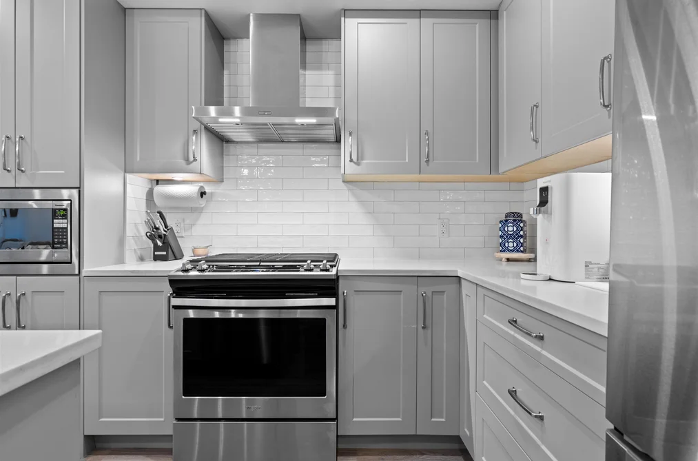 201 15436 31 AVENUE, Surrey BC V3Z 1H3, Surrey BC — Residential for Sale - Photo 2