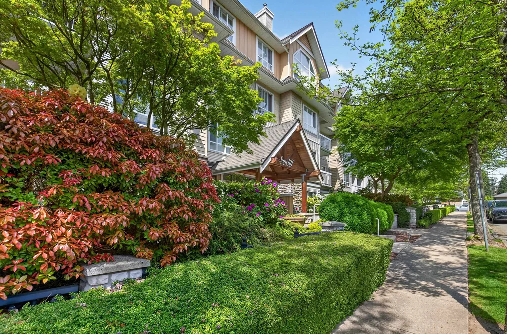 201 1685 152A STREET, Surrey BC V4A 9Y1, Surrey BC — Residential for Sale - Photo 2