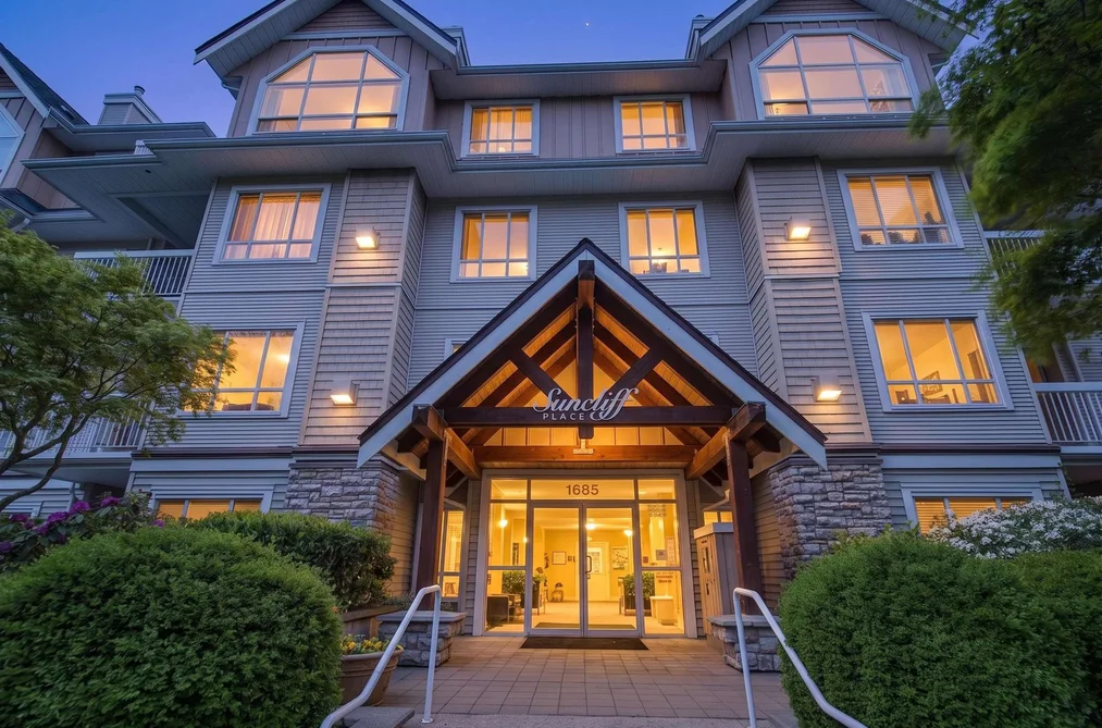 201 1685 152A STREET, Surrey BC V4A 9Y1, Surrey BC — Residential for Sale - Photo 3