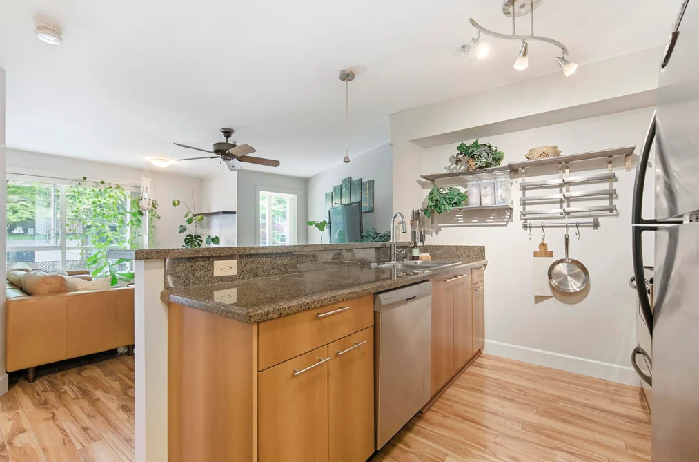 201 1718 VENABLES STREET, Vancouver BC V5L 2H4, Vancouver BC — Residential for Sale - Photo 4