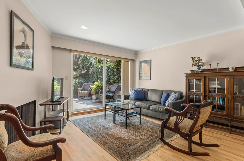 Condo for sale at 201 2028 W 3rd Avenue Vancouver British Columbia - MLS: R3149124