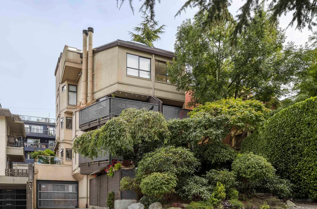 Condo for sale at 201 2028 W 3rd Avenue Vancouver British Columbia - MLS: R3157870