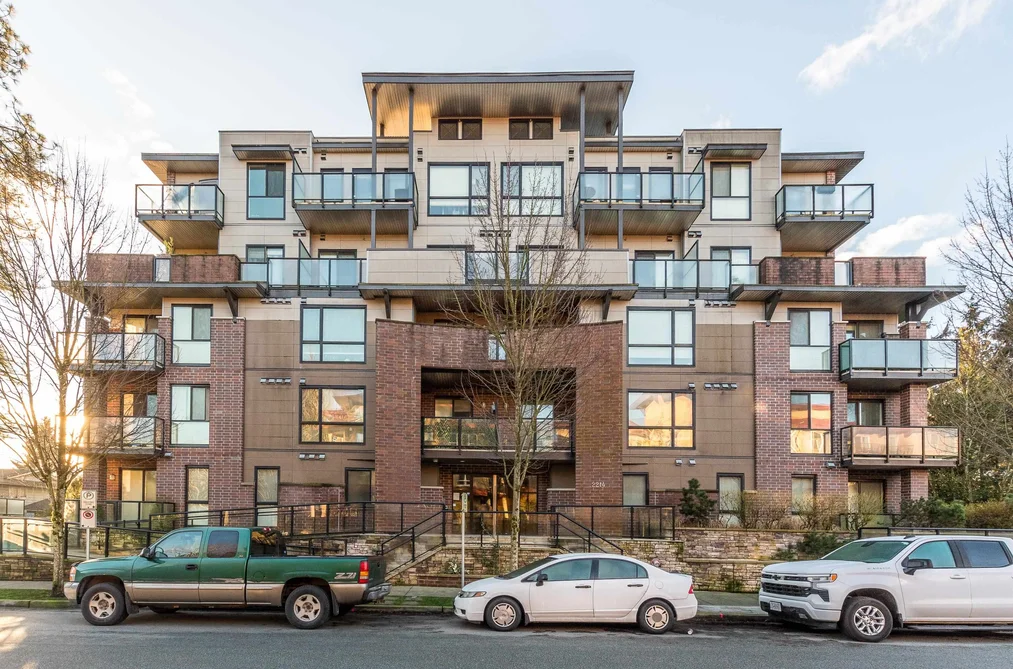 Condo for sale at 201 2214 Kelly Avenue Port Coquitlam British Columbia - MLS: R3148993