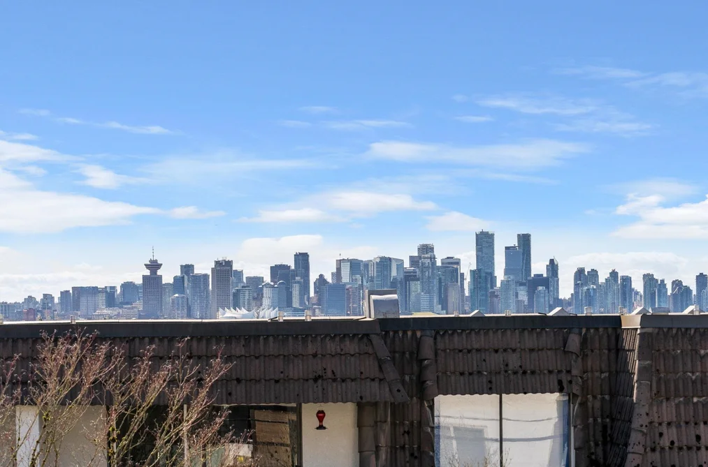 Condo for sale at 201 225 W 3rd Street North Vancouver British Columbia - MLS: R3102349