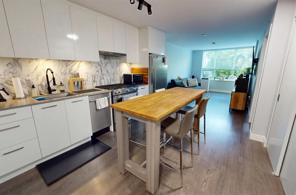 201 231 E PENDER STREET, Vancouver BC V6A 0G3, Vancouver BC — Residential for Sale - Photo 2