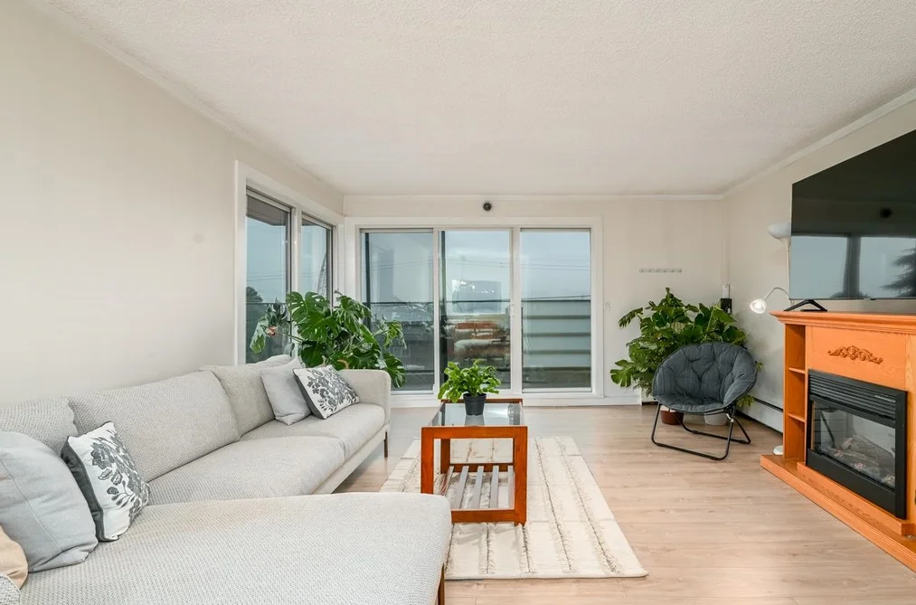 201 2336 WALL STREET, Vancouver BC V5L 1B7, Vancouver BC — Residential for Sale - Photo 2