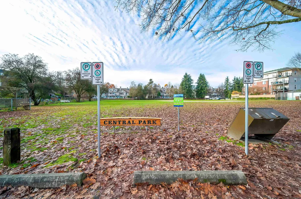 201 2345 CENTRAL AVENUE, Port Coquitlam BC V3C 1V9, Port Coquitlam BC — Residential for Sale - Photo 3