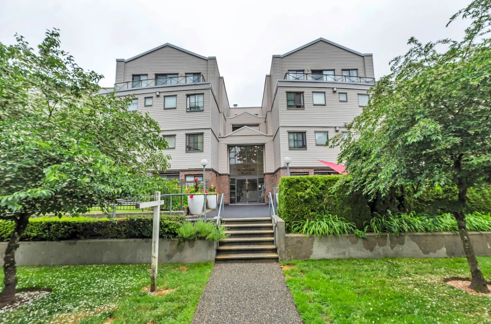 201 2357 WHYTE AVENUE, Port Coquitlam BC V3C 2A3, Port Coquitlam BC — Residential for Sale - Photo 2