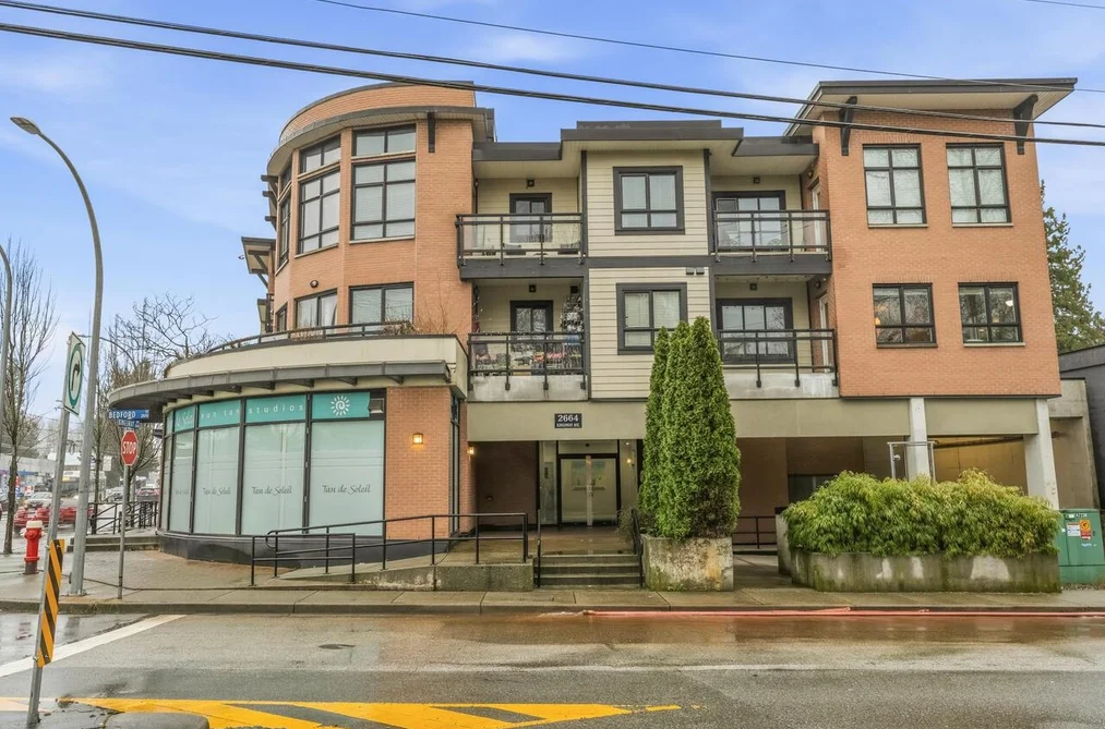 201 2664 KINGSWAY AVENUE, Port Coquitlam BC V3C 1T8, Port Coquitlam BC — Residential for Sale - Photo 2