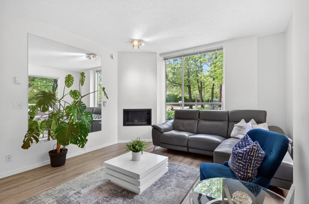 Condo for sale at 201 2668 Ash Street Vancouver British Columbia - MLS: R3125189