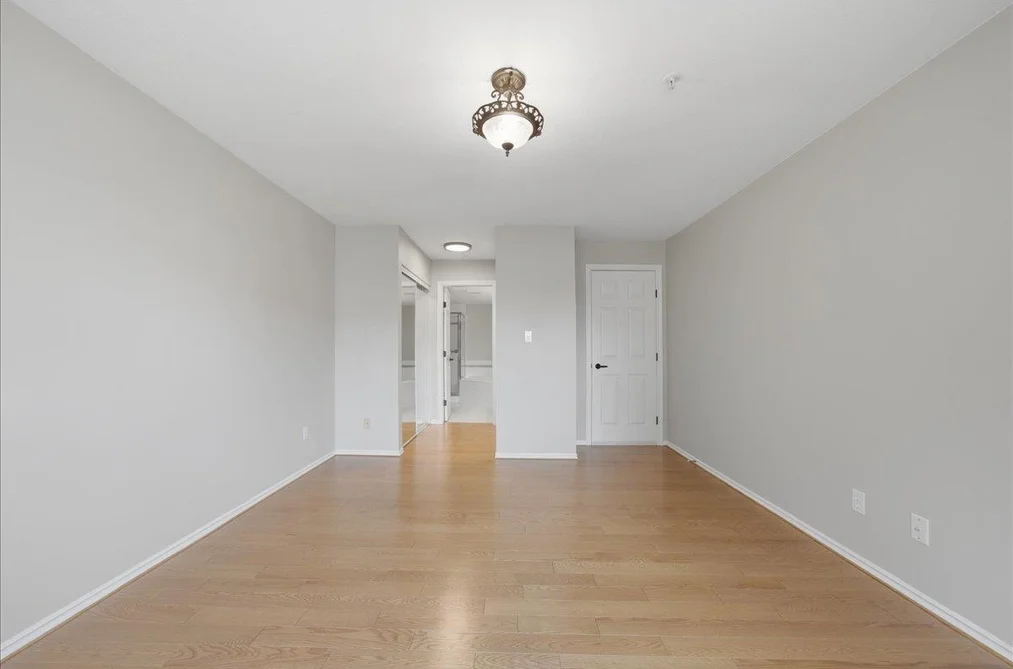201 2772 CLEARBROOK ROAD, Abbotsford BC V2T 6N6, Abbotsford BC — Residential for Sale — Photo 31 of 40