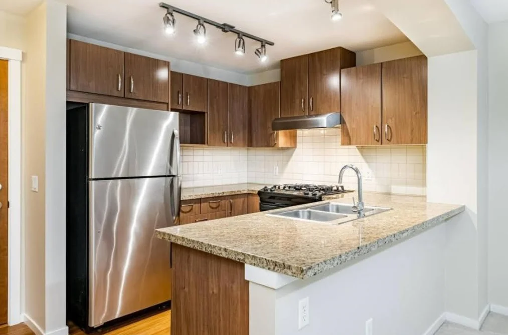 201 3082 DAYANEE SPRINGS BOULEVARD, Coquitlam BC V3E 0A3, Coquitlam BC — Residential for Sale - Photo 3