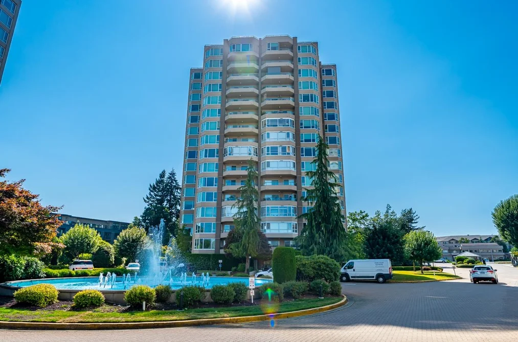 Condo for sale at 201 3150 Gladwin Road Abbotsford British Columbia - MLS: R3155260