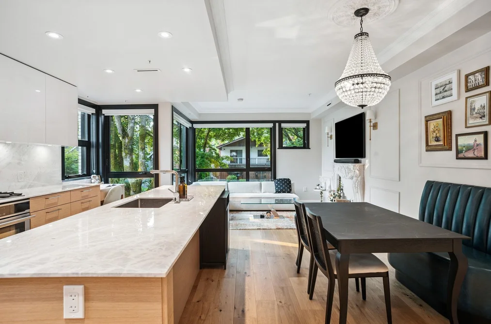 Condo for sale at 201 3669 West 11th Avenue Vancouver British Columbia - MLS: R3107133