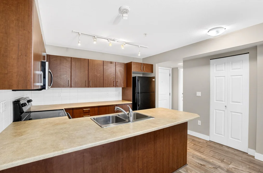 201 45559 YALE ROAD, Chilliwack BC V2P 0B1, Chilliwack BC — Residential for Sale - Photo 6