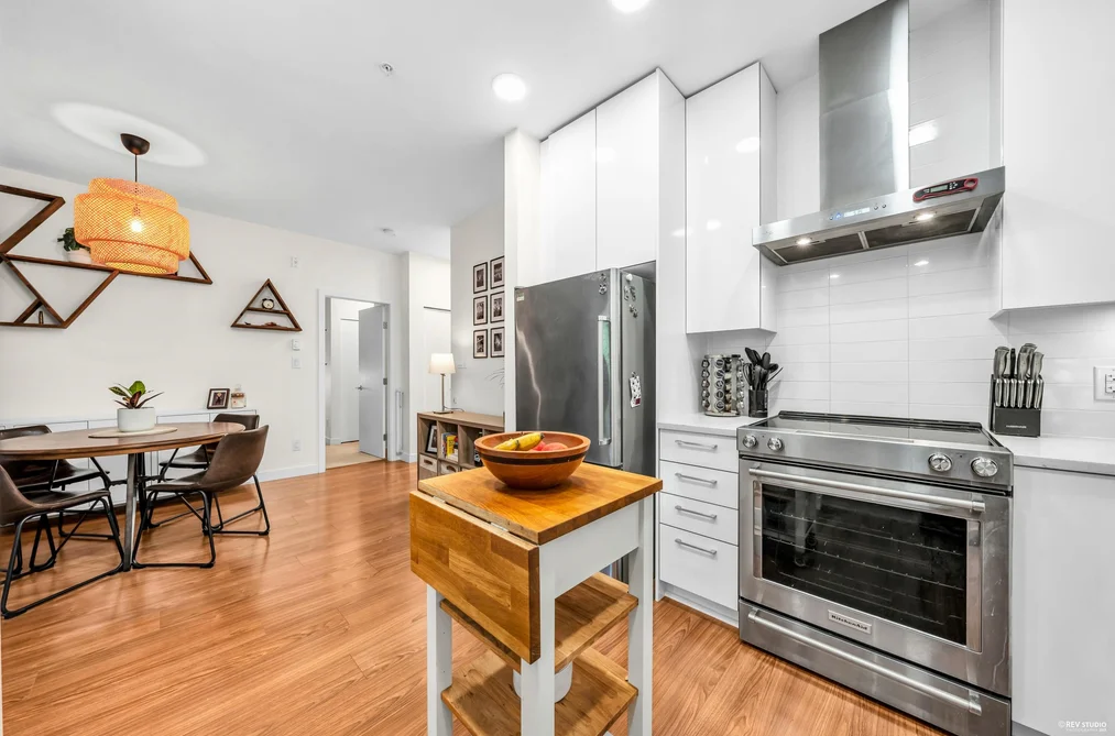 201 5460 BROADWAY, Burnaby BC V5B 0B4, Burnaby BC — Residential for Sale - Photo 5