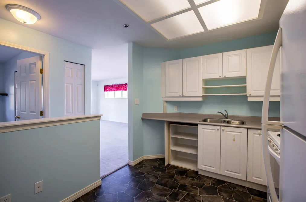 201 5711 MERMAID STREET, Sechelt BC V7Z 0J6, Sechelt BC — Residential for Sale — Photo 4 of 21