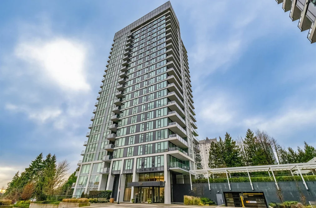 Condo for sale at 201 585 Austin Avenue Coquitlam British Columbia - MLS: R3077599
