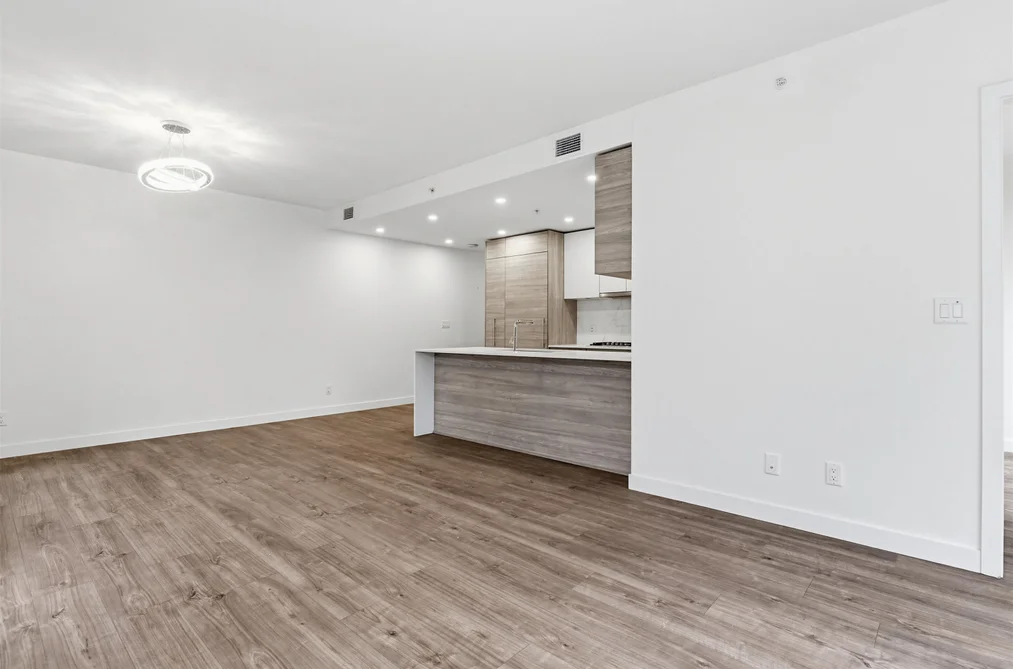 201 585 AUSTIN AVENUE, Coquitlam BC V3K 0G6, Coquitlam BC — Residential for Sale - Photo 6