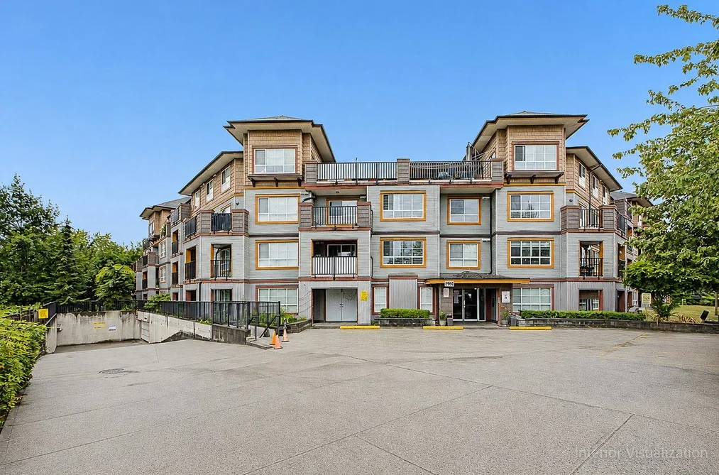Condo for sale at 201 6960 120 Street Surrey British Columbia - MLS: R3145595
