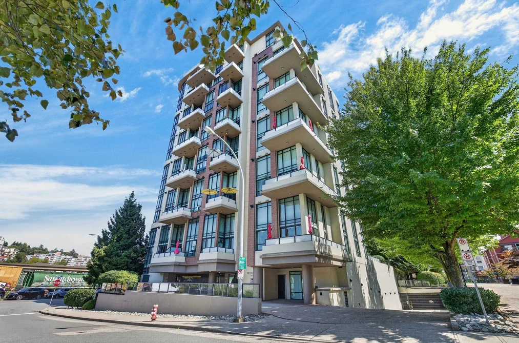 Condo for sale at 201 7 Rialto Court New Westminster British Columbia - MLS: R3158196
