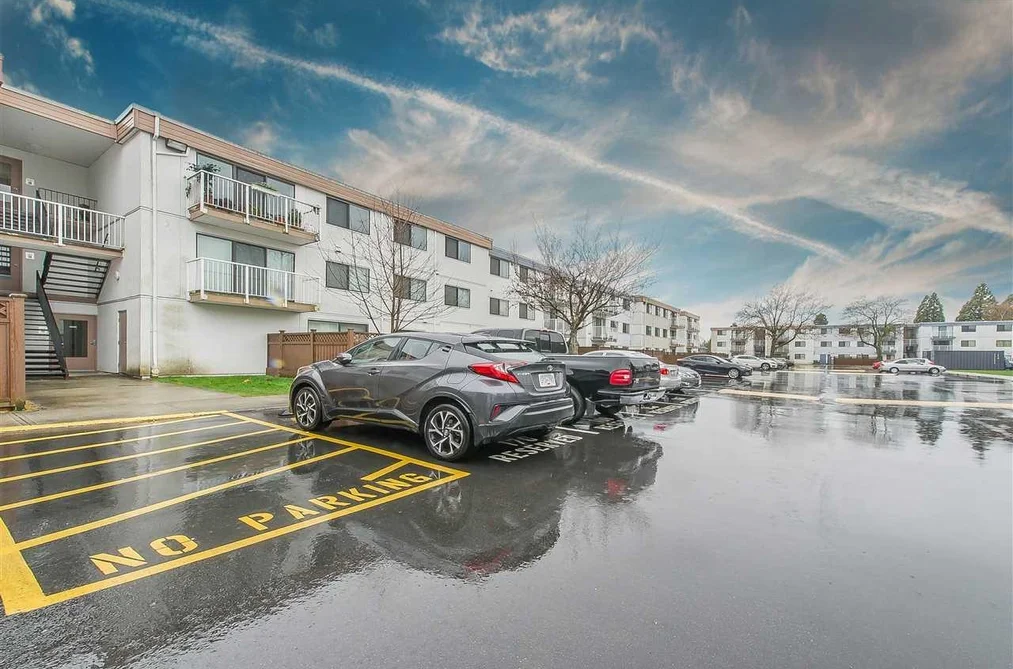 Condo for sale at 201 7180 Lindsay Road Richmond British Columbia - MLS: R3116809