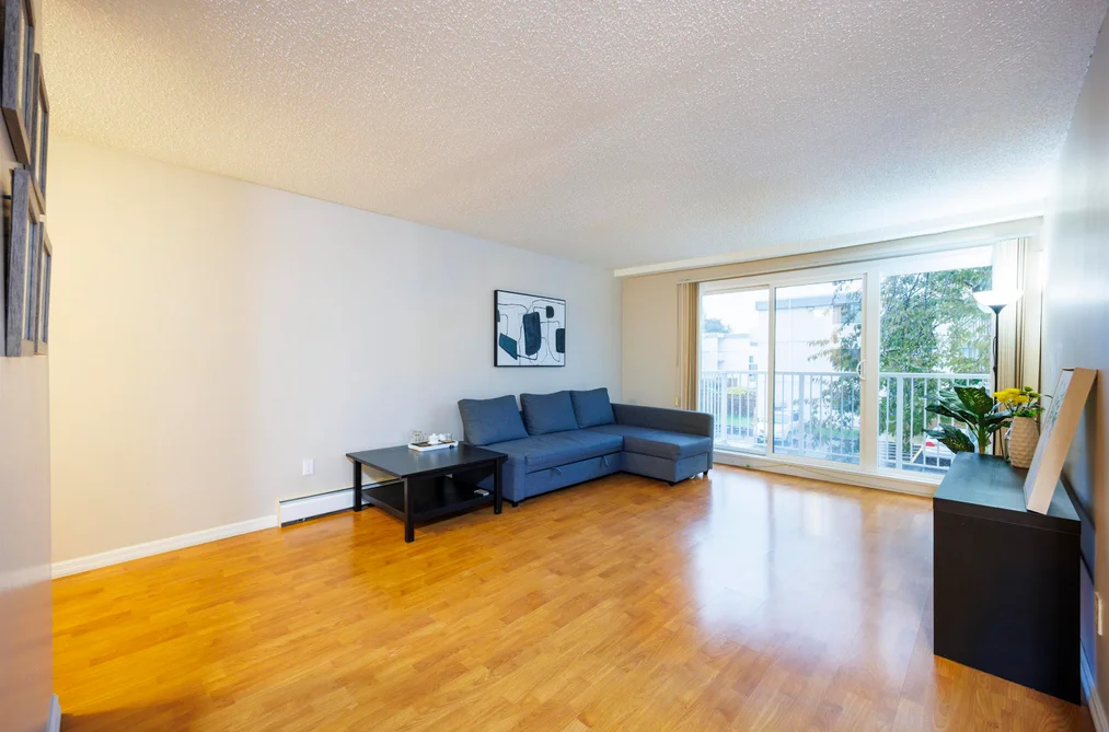 201 7200 LINDSAY ROAD, Richmond BC V7C 3M6, Richmond BC — Residential for Sale - Photo 2
