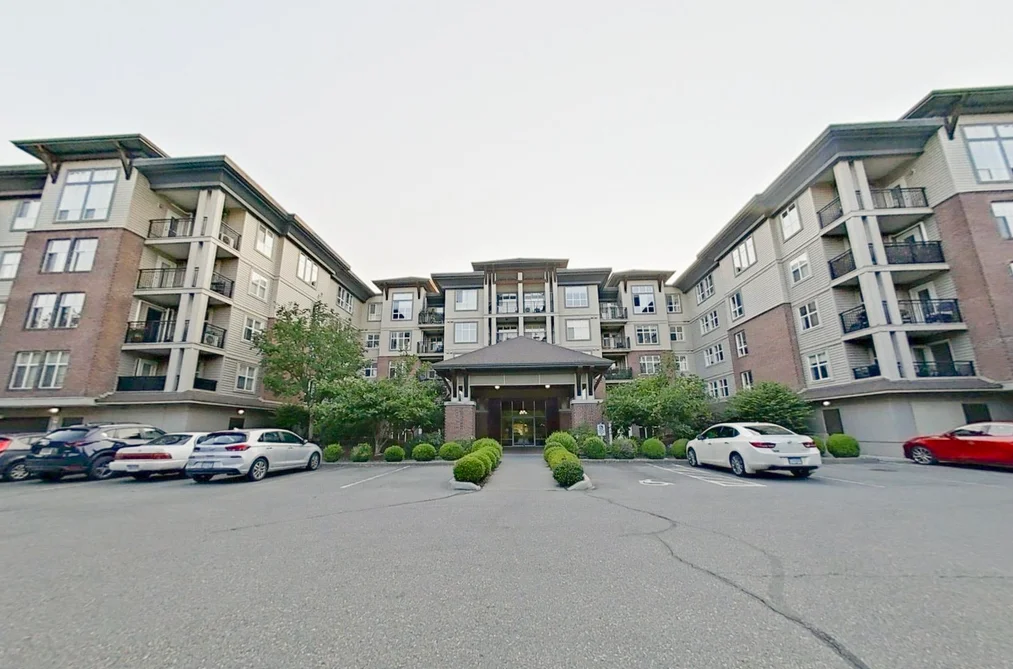 Condo for sale at 201 8955 Edward Street Chilliwack British Columbia - MLS: R3145450