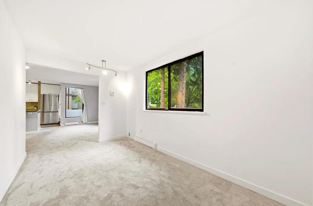 201 9132 CAPELLA DRIVE, Burnaby, BC — Residential for Sale — Photo 11 of 39