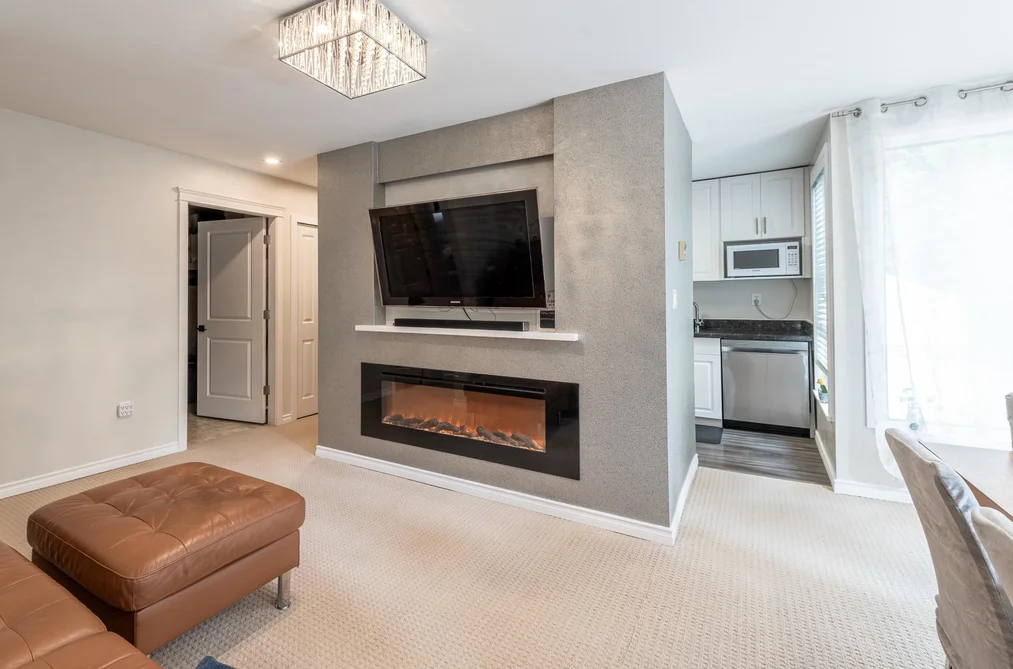 Condo for sale at 201 9152 Saturna Drive Burnaby British Columbia - MLS: R3161802