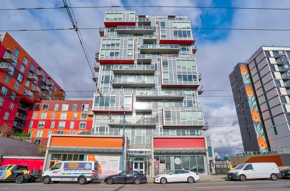 201 983 E HASTINGS STREET, Vancouver BC V6A 0G9, Vancouver BC — Residential for Sale - Photo 2
