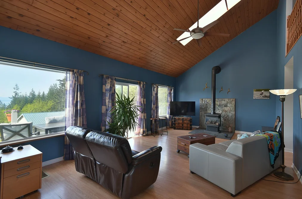 2010 RANCH ROAD, Roberts Creek BC V0N 2W5, Roberts Creek BC — Residential for Sale - Photo 7