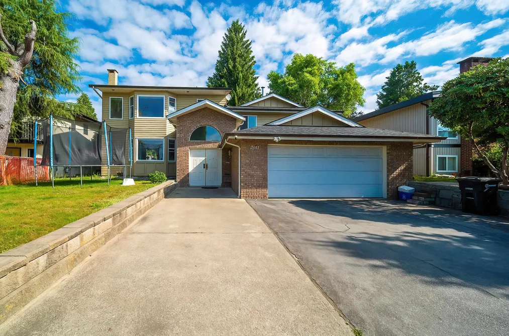 House for sale at 2011 Paulus Cres Burnaby British Columbia - MLS: R3164257