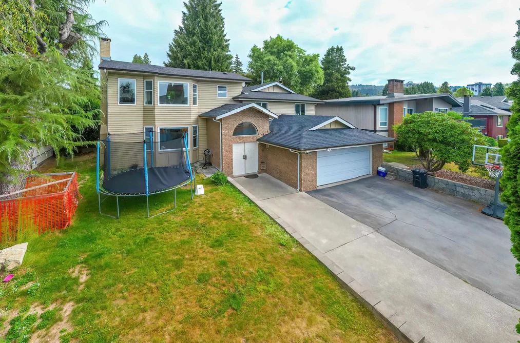 2011 Paulus Cres, Burnaby, BC - MLS: R3164257 - Photo 28 2011 Paulus Cres, Burnaby, BC - MLS: R3164257 - Photo 28