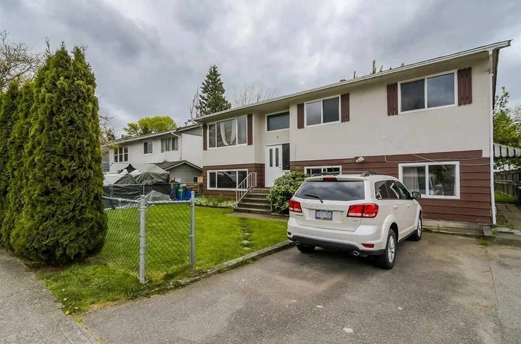 House for sale at 20110 53 Avenue Langley British Columbia - MLS: R3094354