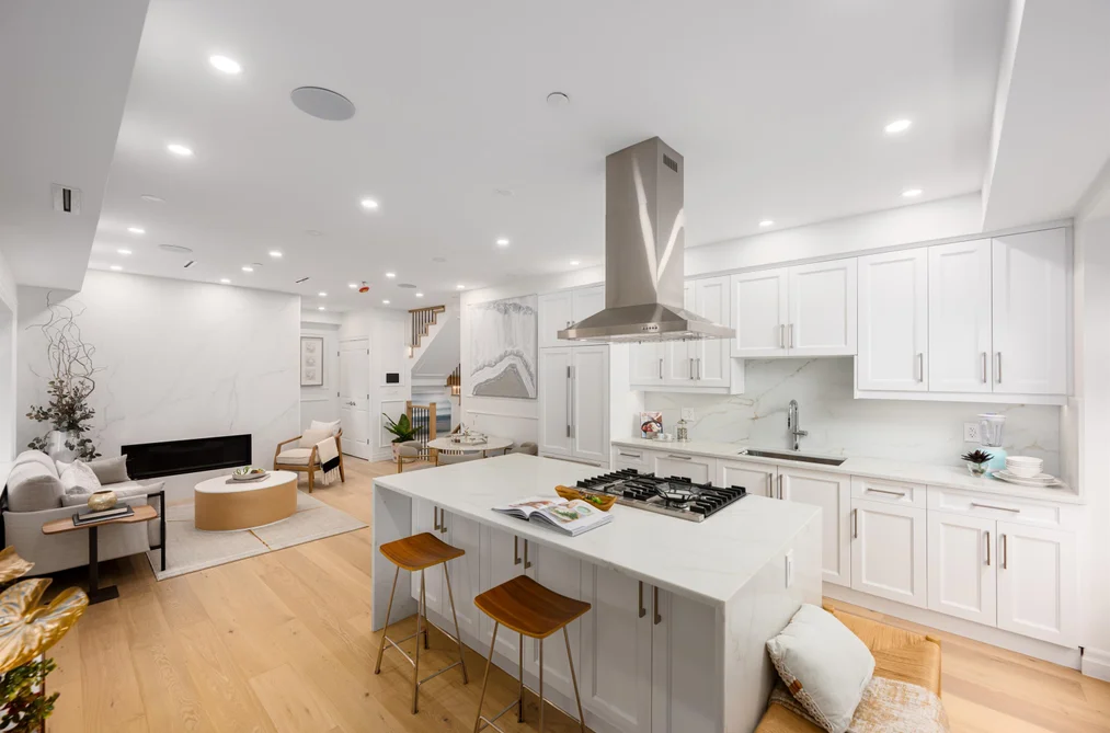 Townhouse for sale at 2014 W 15th Avenue Vancouver British Columbia - MLS: R3109718