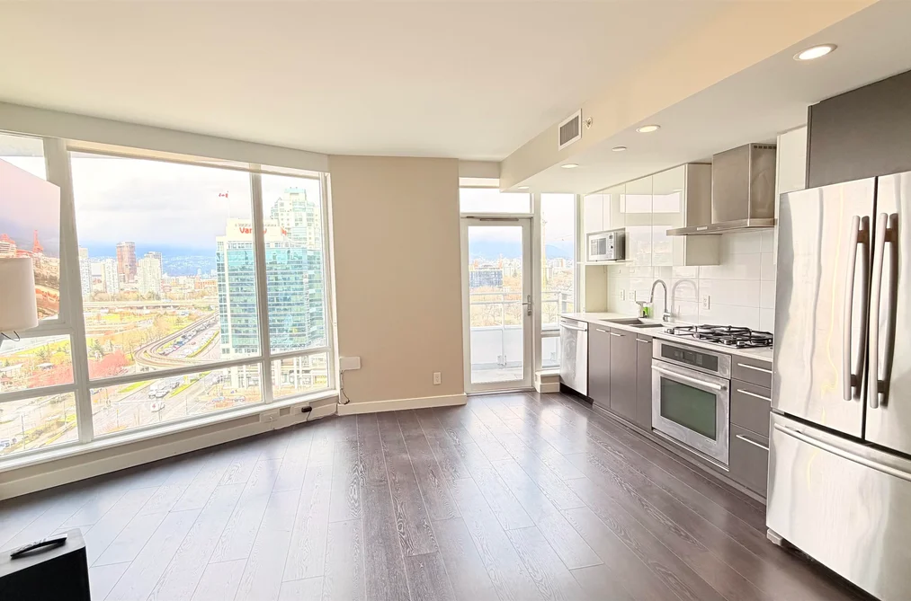 2015 1618 QUEBEC STREET, Vancouver BC V6A 0C5, Vancouver BC — Residential for Sale - Photo 2