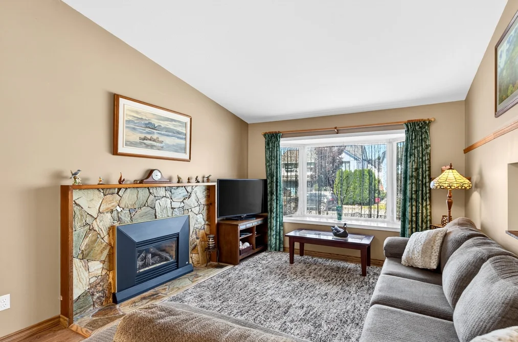 20188 116B AVENUE, Maple Ridge BC V2X 0E3, Maple Ridge BC — Residential for Sale - Photo 4