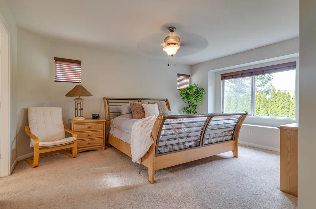 20199 70A AVENUE, Langley BC V2Y 2Y6, Langley BC — Residential for Sale - Photo 2