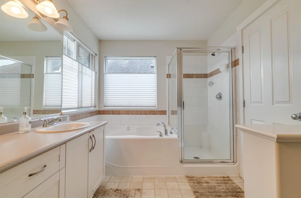 20199 70A AVENUE, Langley BC V2Y 2Y6, Langley BC — Residential for Sale - Photo 4